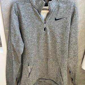 NIKE XL quarter zip